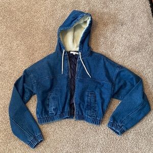 Cropped denim jacket